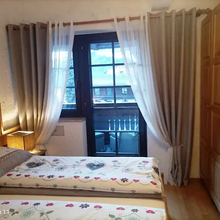 Apartment Mak1 *